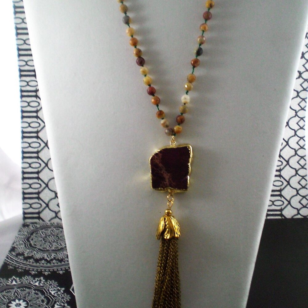 Agate Boho Pendant Necklace